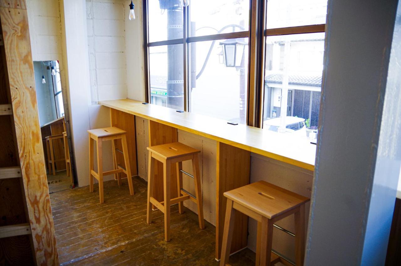 Travelers' House Roots Hostel Takaoka Exterior photo